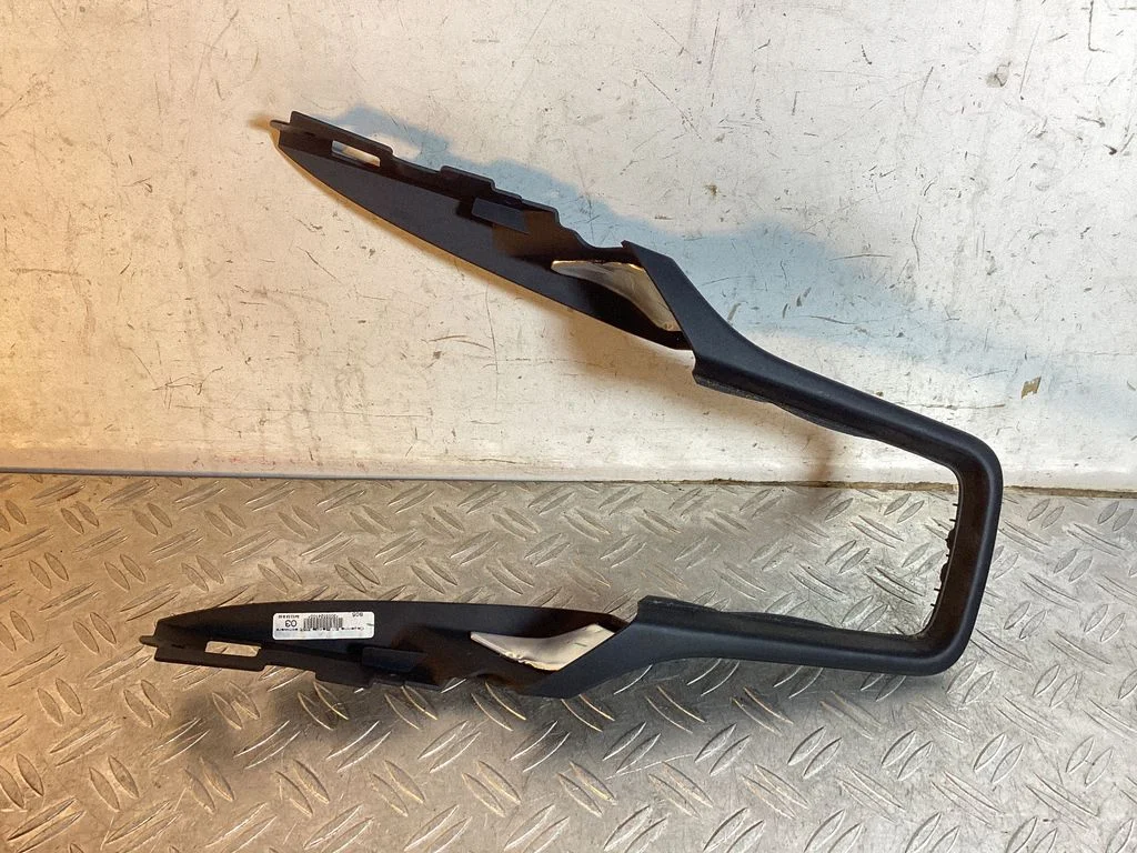Other center console (tunnel) element 3005524100