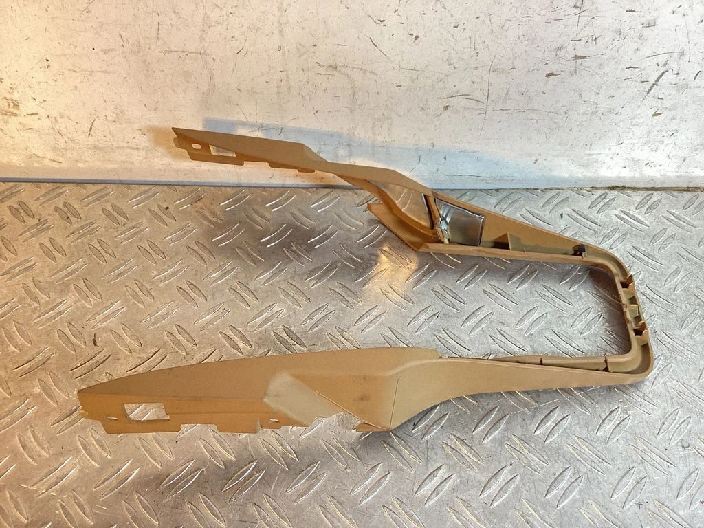 Other center console (tunnel) element 4598038804