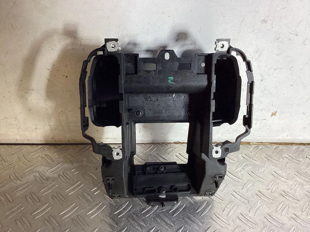 Other center console (tunnel) element 7P5864252
