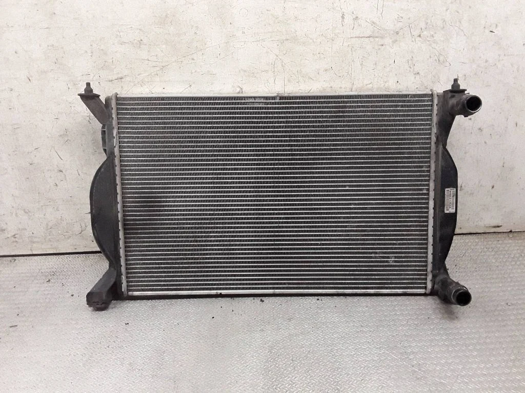 Coolant radiator 8E0121251A