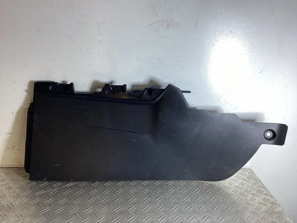 Other center console (tunnel) element 5881648100