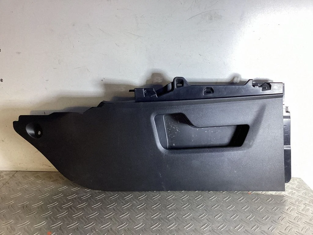 Other center console (tunnel) element 5881748100