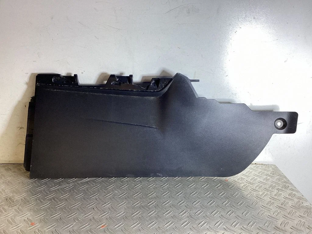Other center console (tunnel) element 5881648100