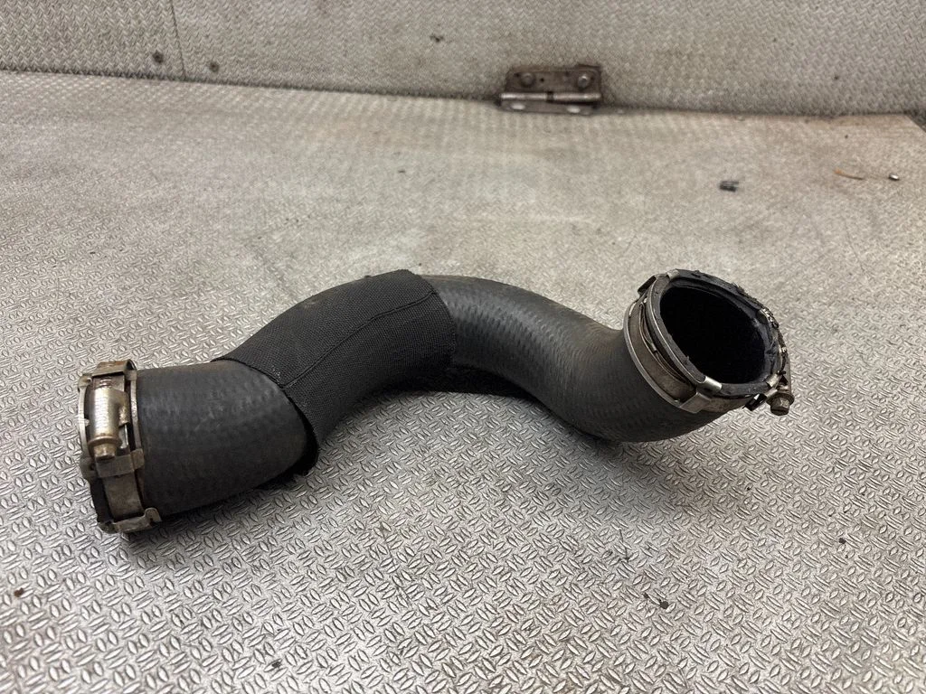 Intercooler hose/pipe