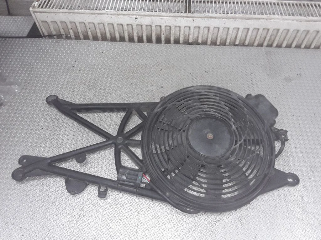 Air conditioning (A/C) fan (condenser) – Opel Meriva A (2003-2010)