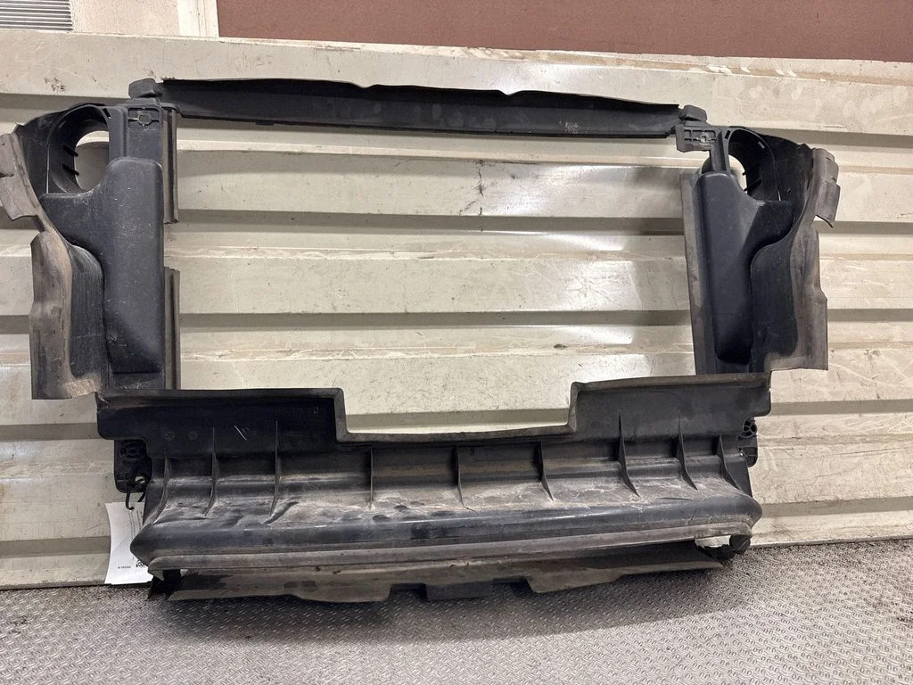 Intercooler air guide/duct channel – Mercedes-Benz ML-Class W164 (2005-2011)