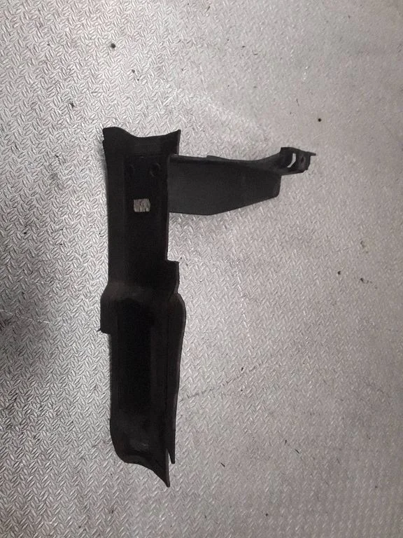 Intercooler air guide/duct channel 20897269