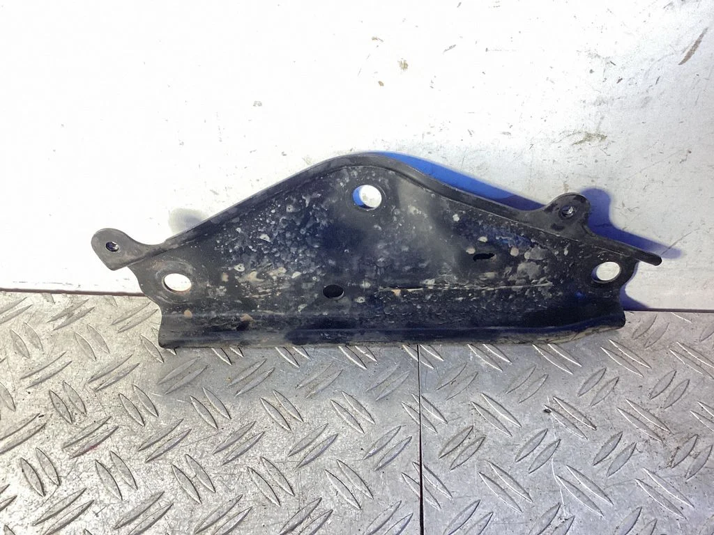 Other front suspension part – Lexus RX 450H (2016-)