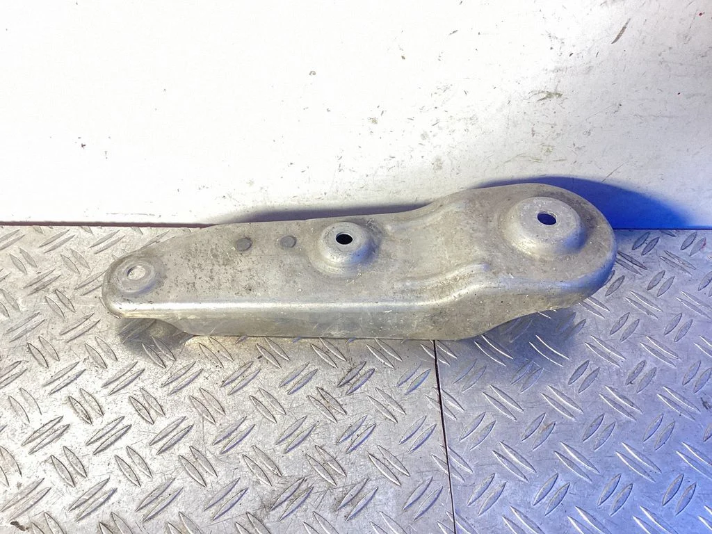 Other front suspension part – BMW 5 Series F10 F11 (2009-2016)