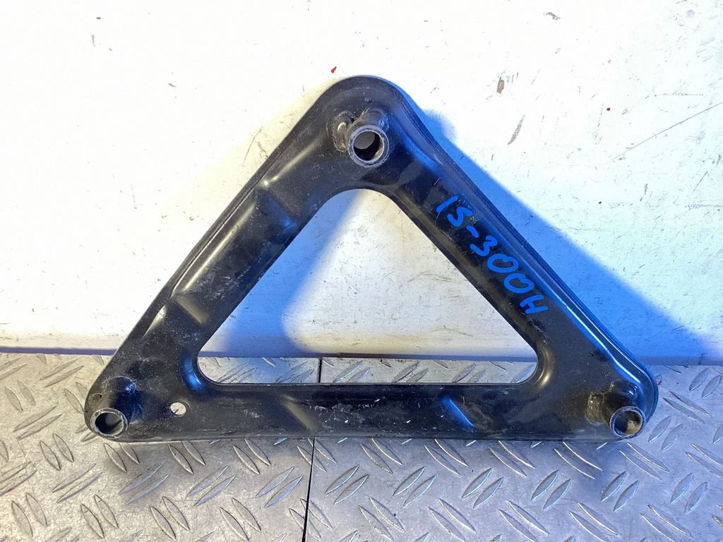 Other front suspension part – Lexus IS III XE30 (2013-2020)