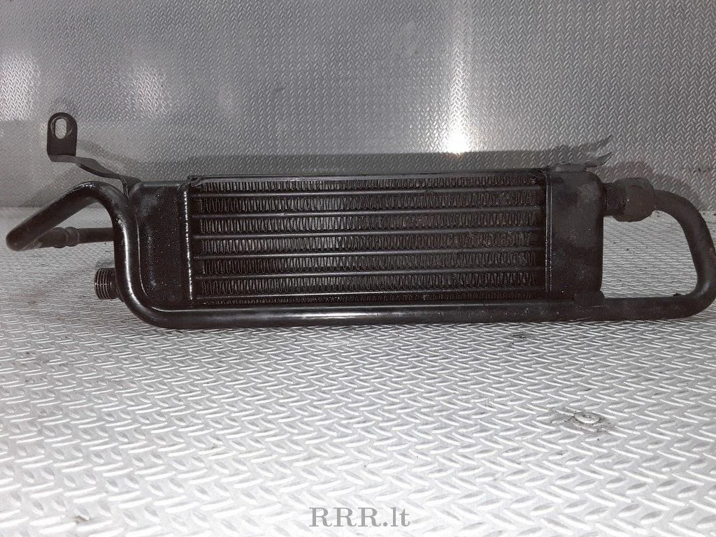 Engine oil radiator 09129354