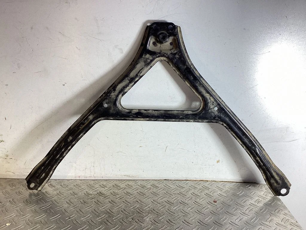 Other front suspension part – Lexus GS 250 350 300H 450H (2013-)