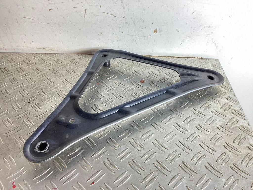 Other front suspension part – Lexus GS 250 350 300H 450H (2013-)