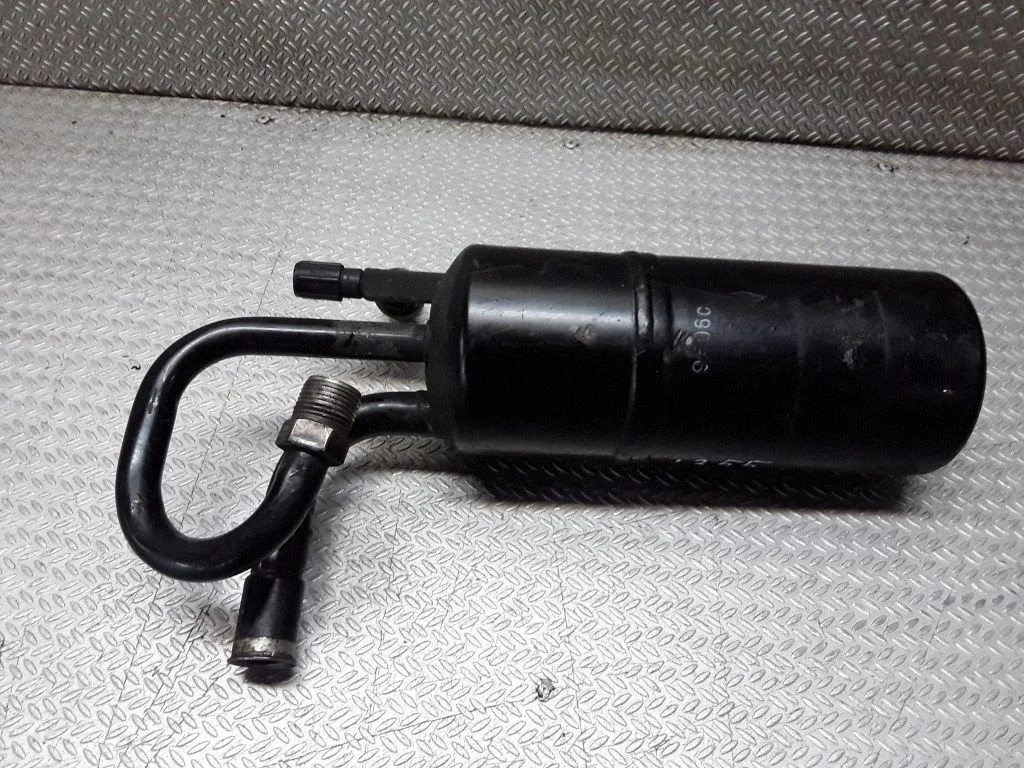 Air conditioning (A/C) air dryer