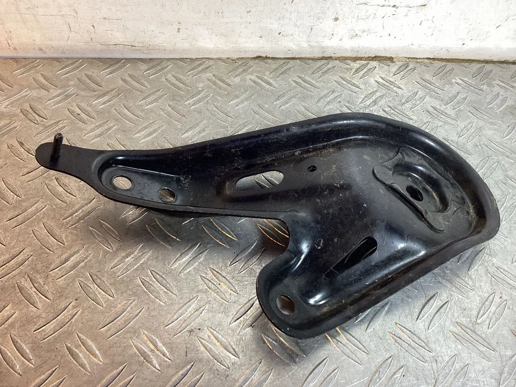 Other front suspension part – Lexus RX 450H (2016-)
