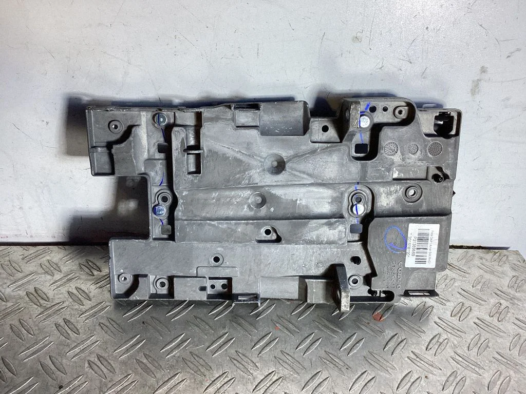 Other center console (tunnel) element – Volvo S90, V90 (2016-)
