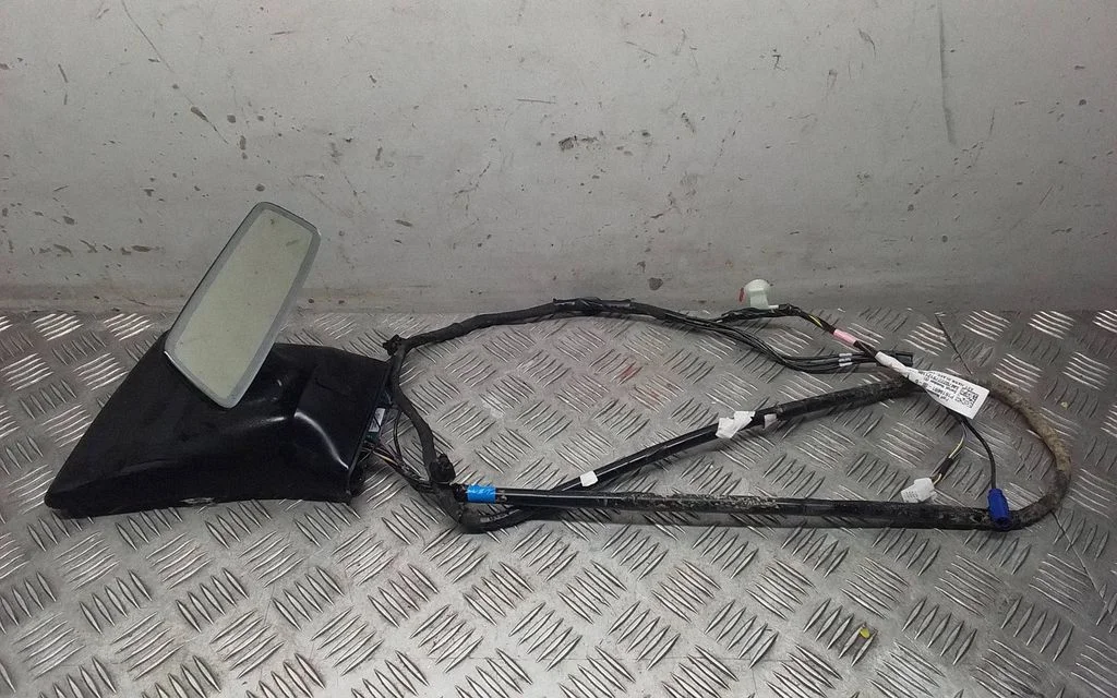 Muud juhtmed / juhtmestik – Tesla Model Y (2020-)