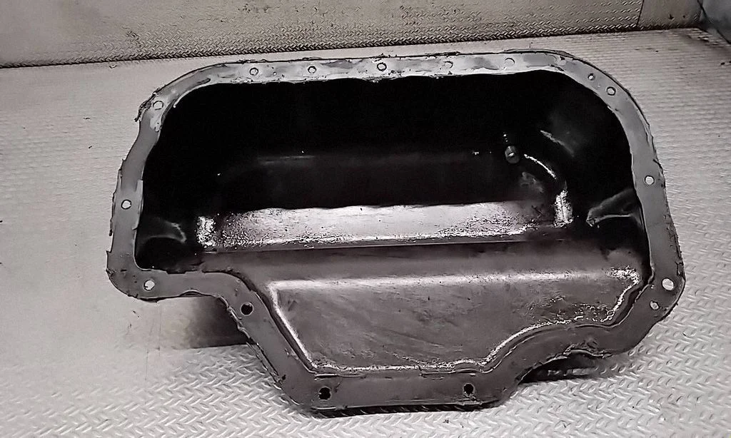 Oil sump A2720100828