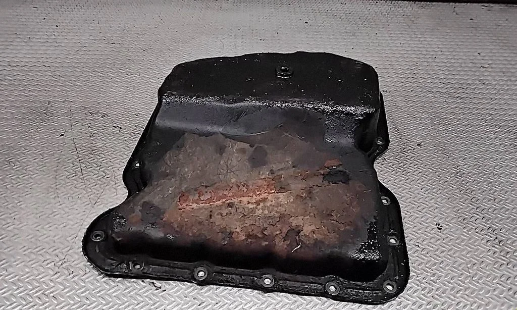 Oil sump