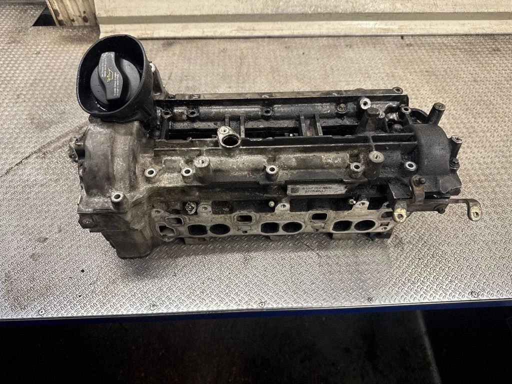 Engine head A6420108620