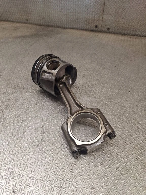 Piston