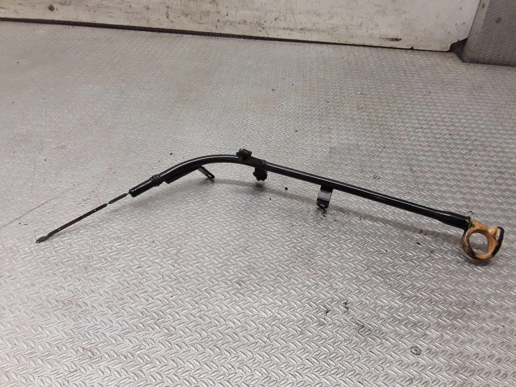 Oil level dip stick