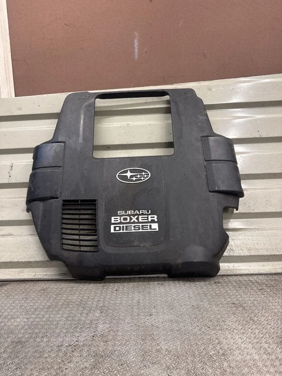 Engine cover (trim) – Subaru Outback (2009-2014)