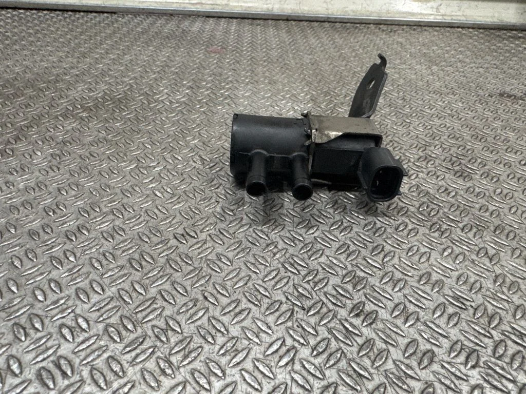Turbo solenoīda vārsts K5T48574