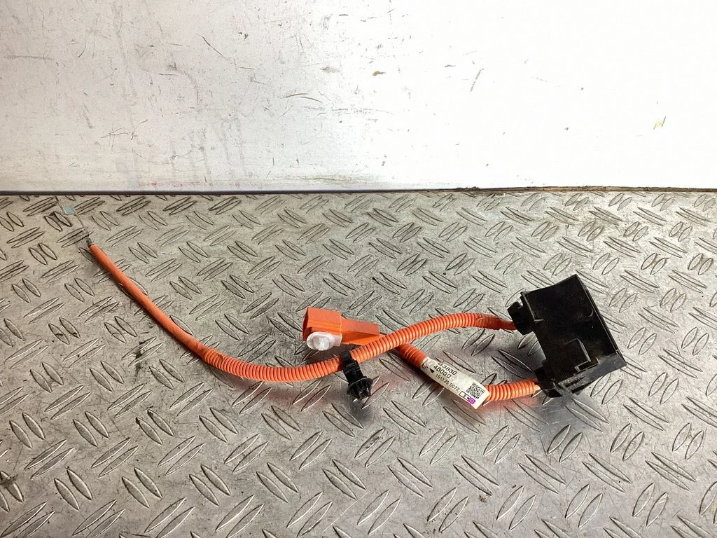 Muud juhtmed / juhtmestik – Lexus NX (2014-2021)