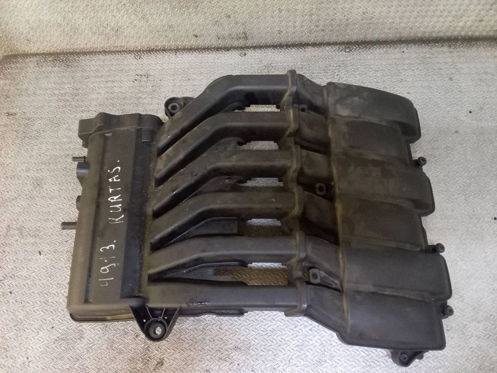 Intake manifold 03H133201N