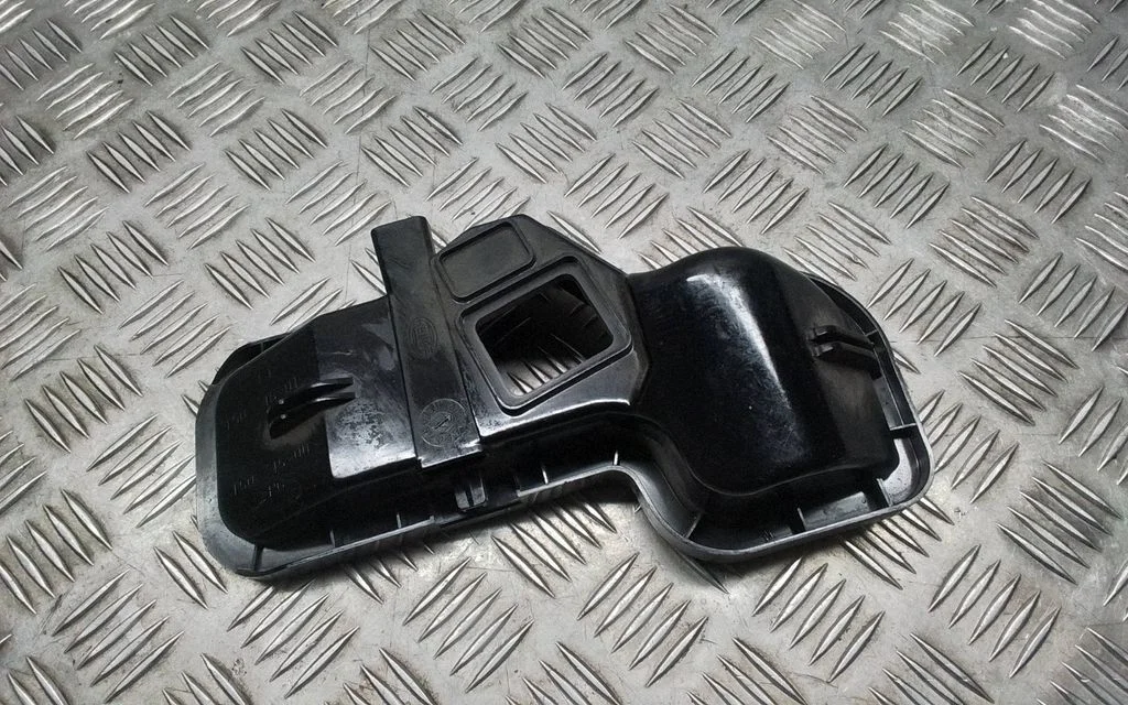 Headlight/headlamp dust cover 15074500