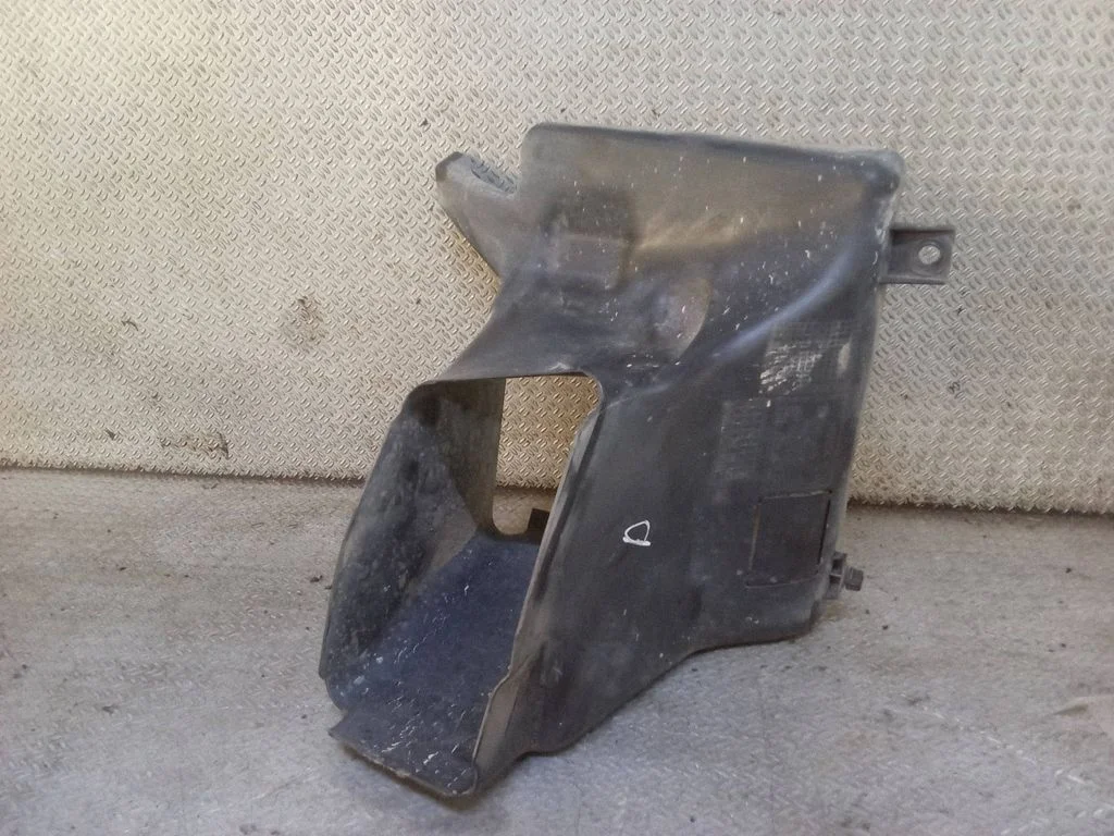 Air intake duct part 7184158