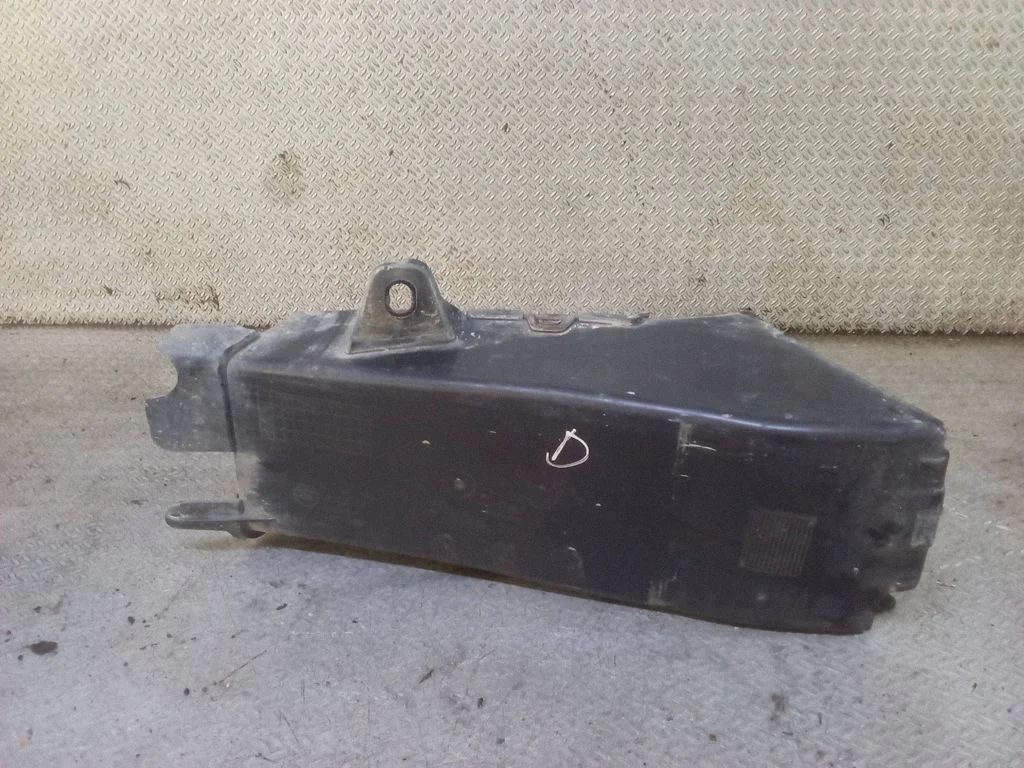 Air intake duct part 7184156
