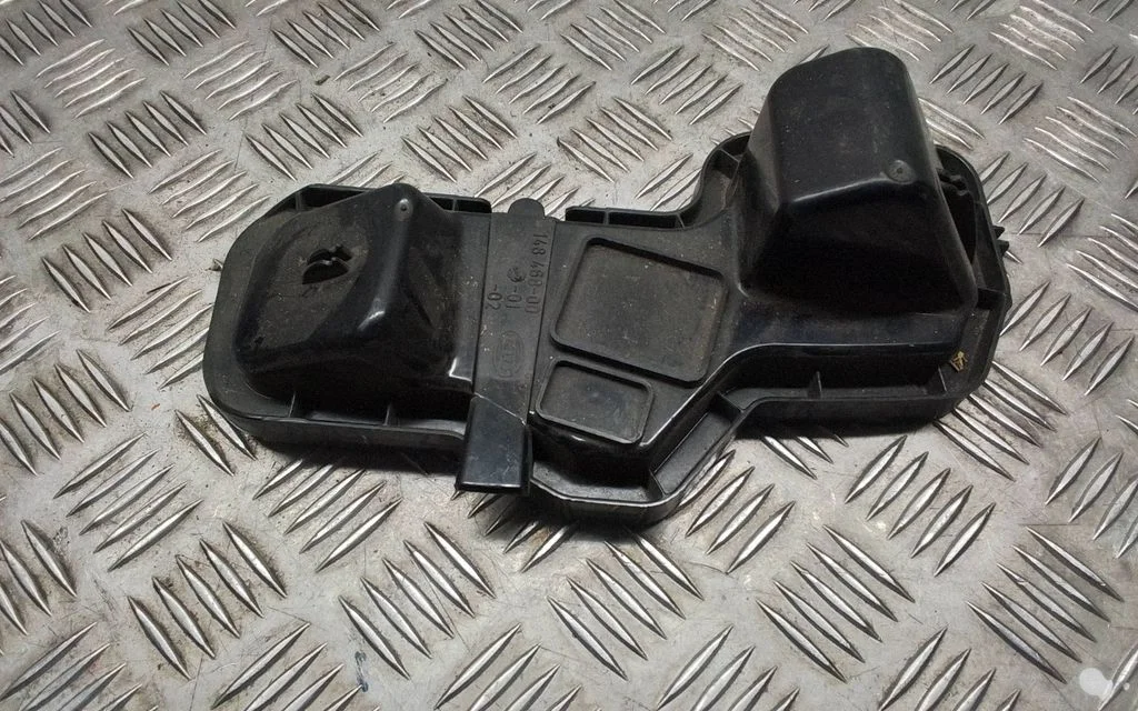 Esitule tolmukate – Audi A6 Allroad C5 (1999-2005)