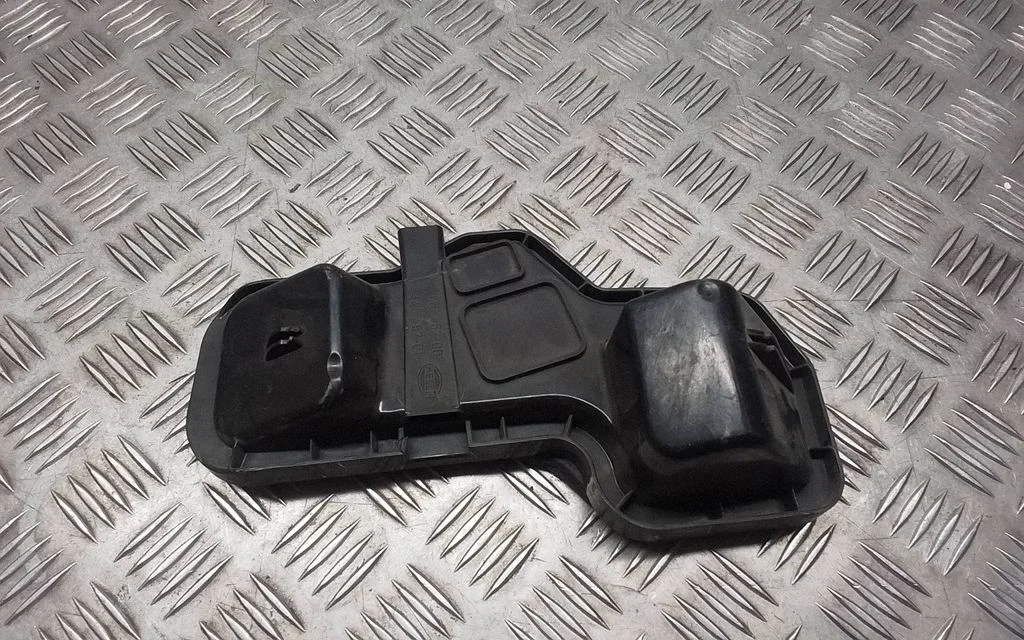 Headlight/headlamp dust cover 14846700 – Audi A6 Allroad C5 (1999-2005)