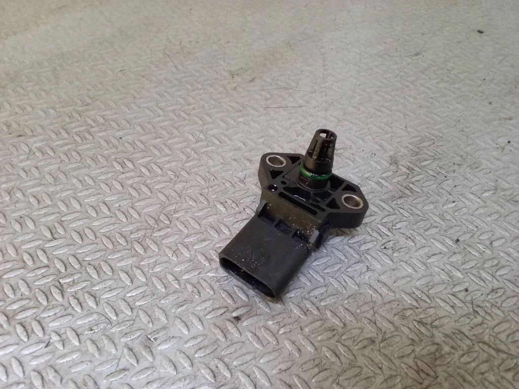 Air pressure sensor 03G906051E