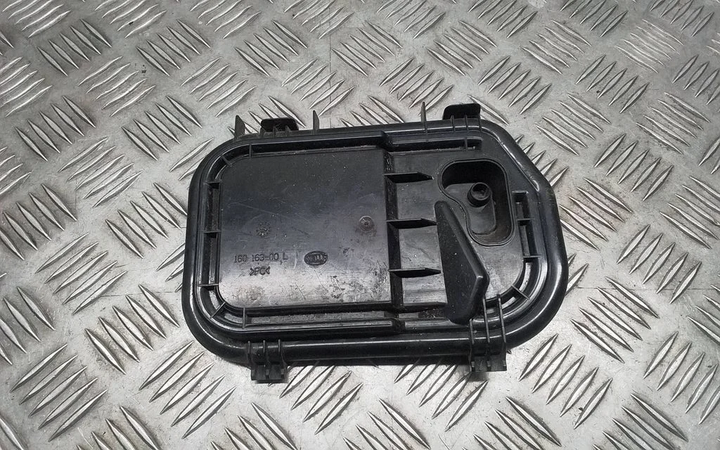 Headlight/headlamp dust cover 16016300 – Audi A6 Allroad C6 (2006-2011)