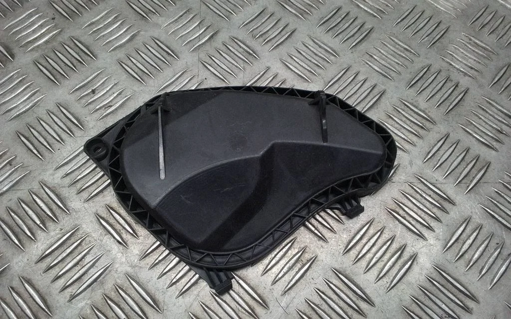 Esitule tolmukate – Audi TT TTS Mk2 (2006-2014)