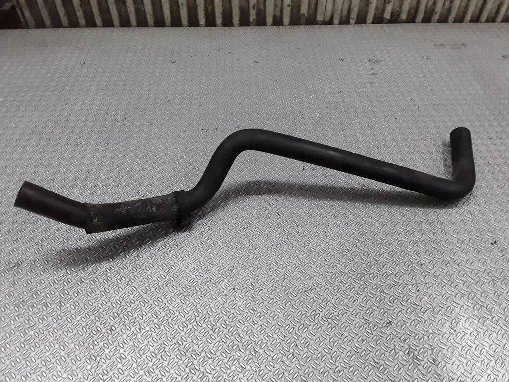 Breather hose/pipe