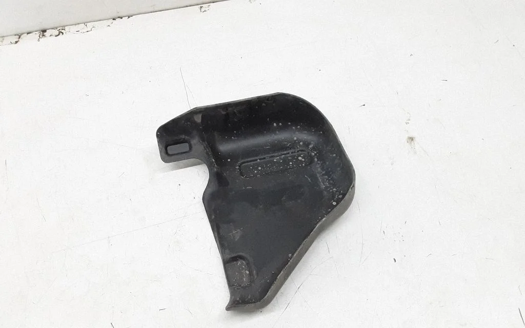 Fuel tank bottom protection 7L0201980