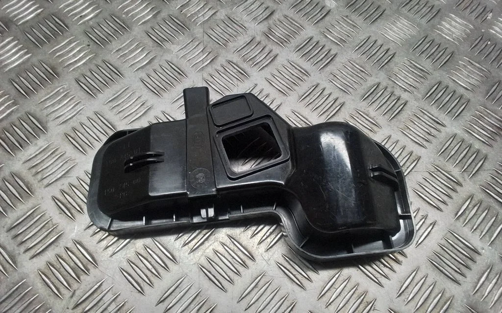 Headlight/headlamp dust cover 15074501 – Audi A6 Allroad C5 (1999-2005)
