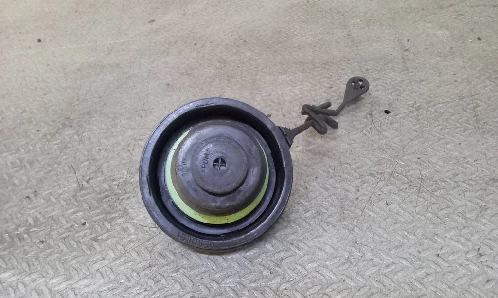 Fuel tank filler cap