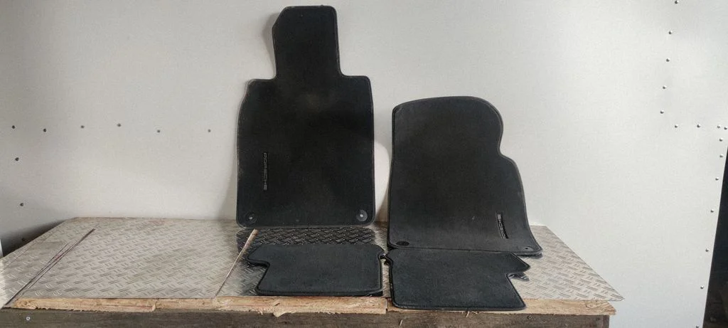 Car floor mat set – Porsche 911 991 (2011-2019)