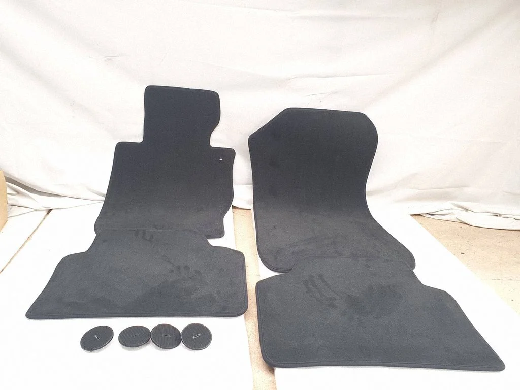 Car floor mat set – BMW 3 Series E90 E91 (2005-2012)