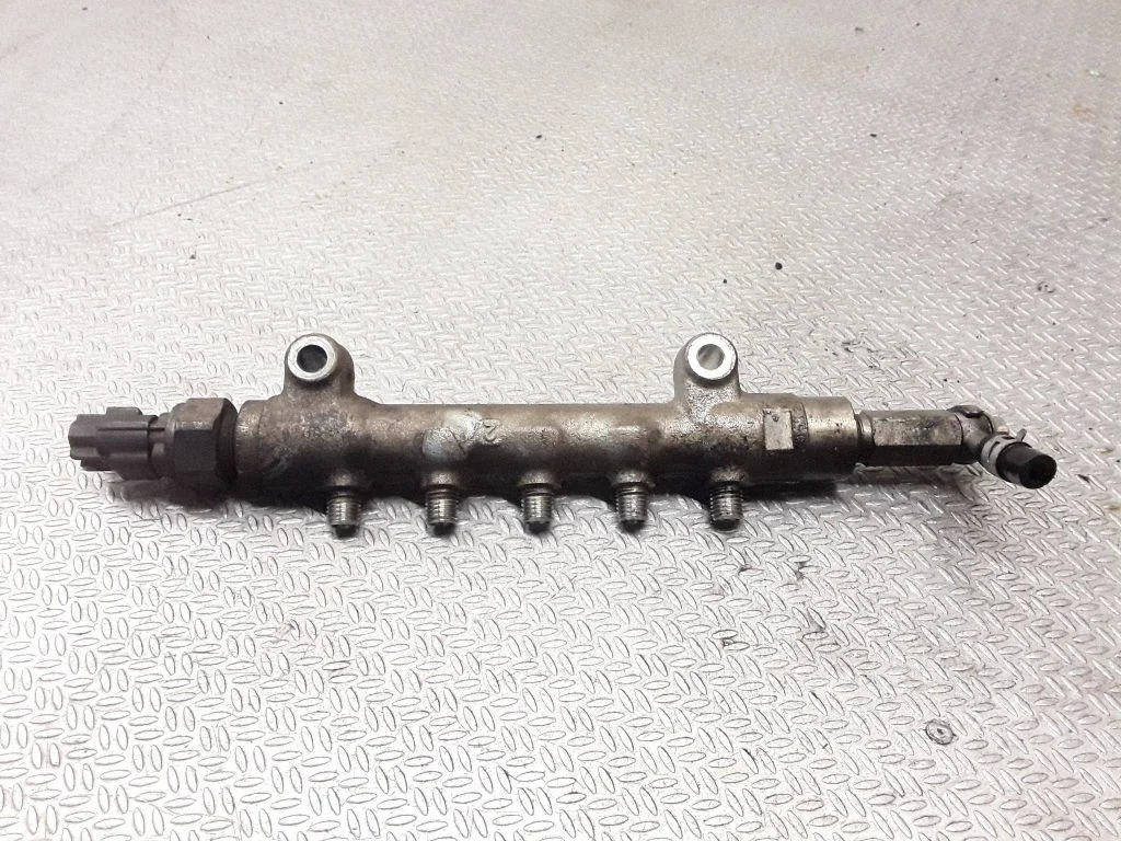 Fuel main line pipe