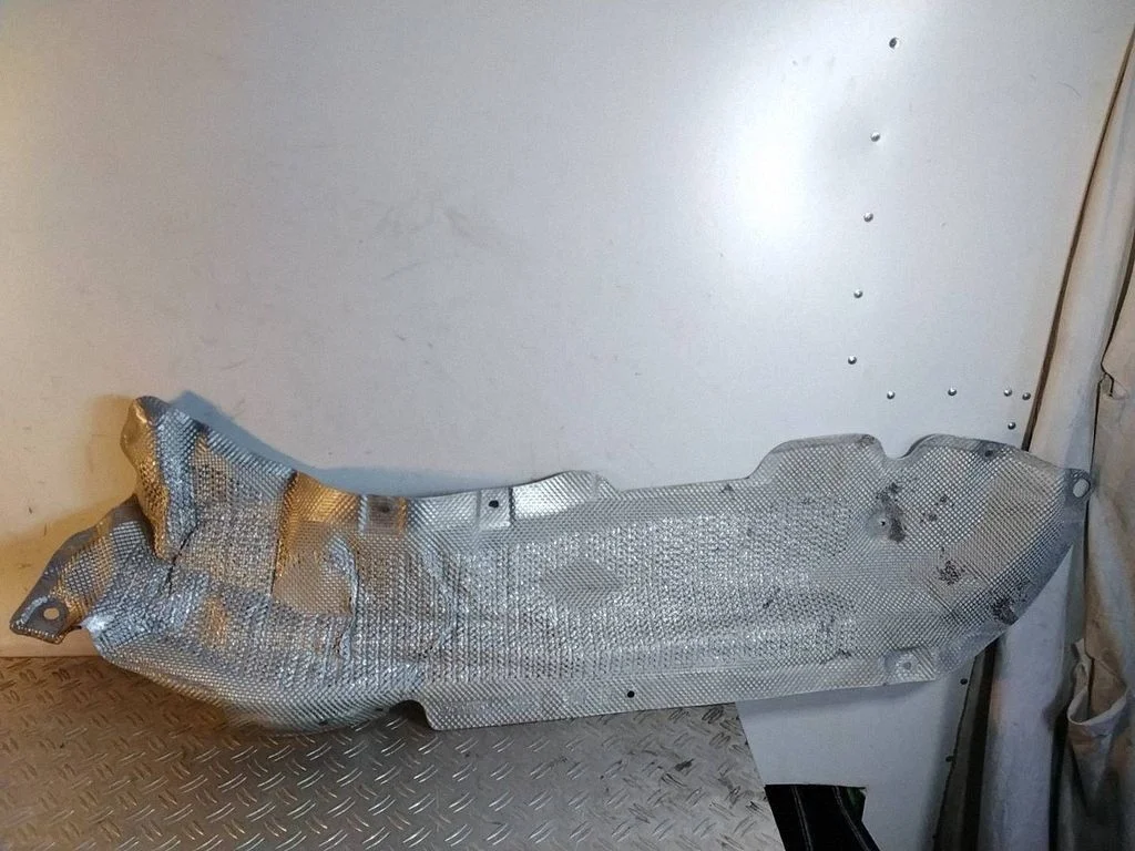 Exhaust heat shield 51487185202