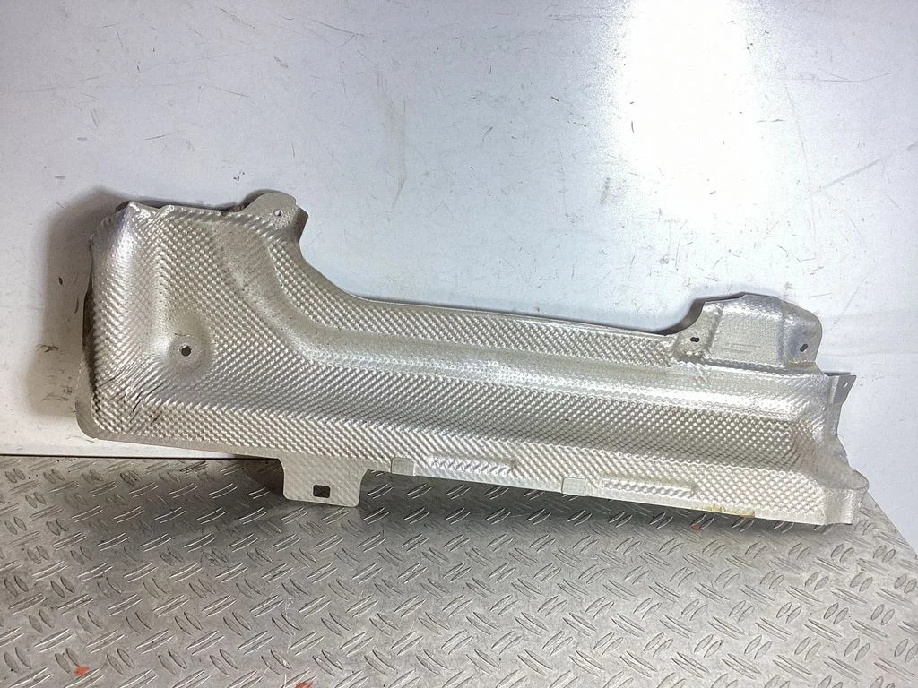 Exhaust heat shield – Mercedes-Benz E-Class W212 (2009-2016)