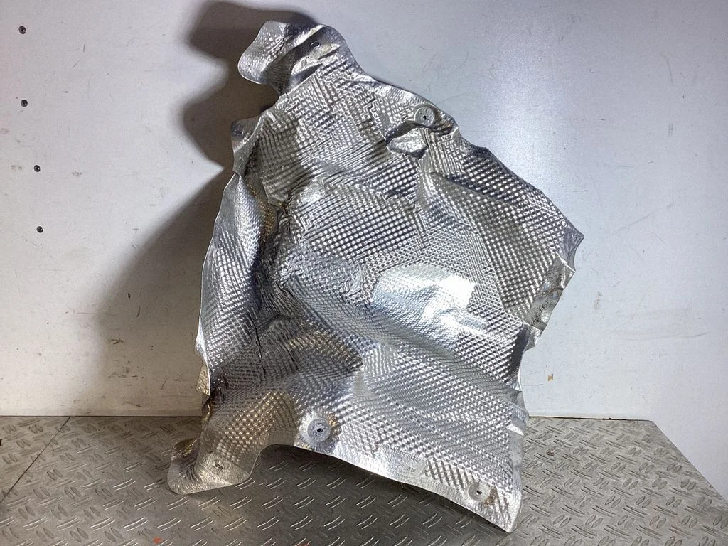 Exhaust heat shield – Mercedes-Benz E-Class W212 (2009-2016)