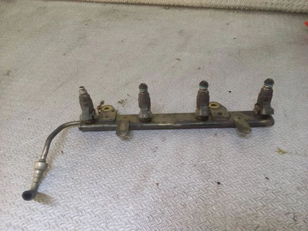 Fuel injectors set FBJC101