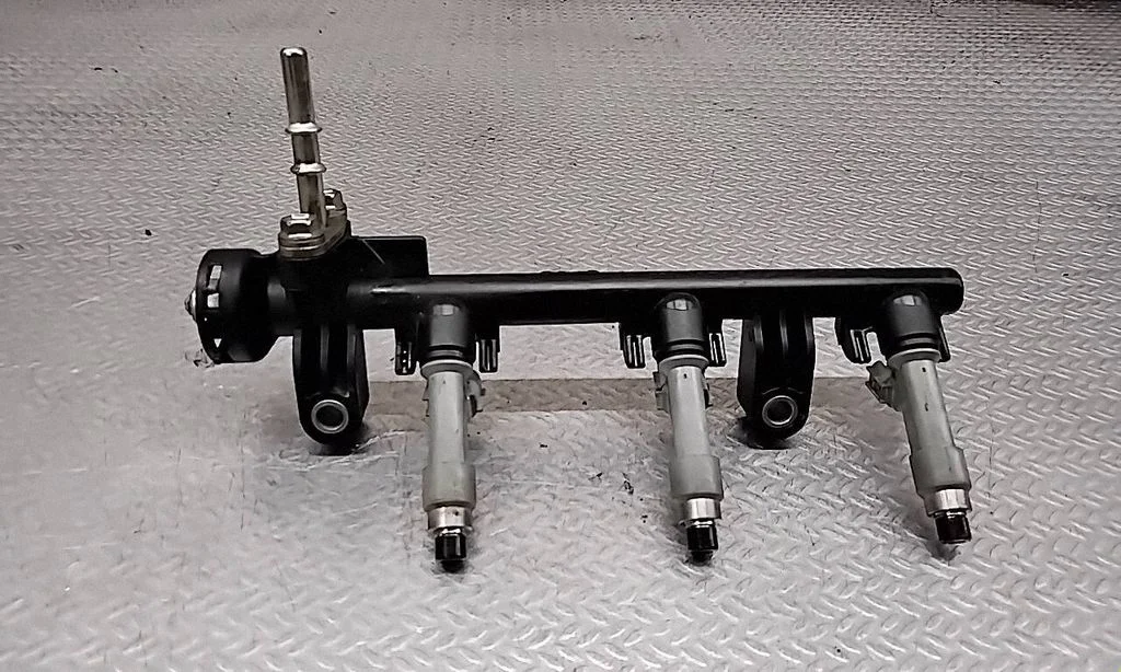 Fuel injectors set 2325000010